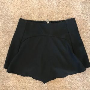 LF Black Skort